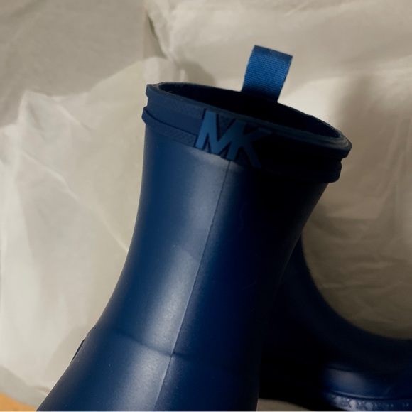 MICHAEL Michael Kors Blue Mac Rainboots Booties NEW - Picture 5 of 6